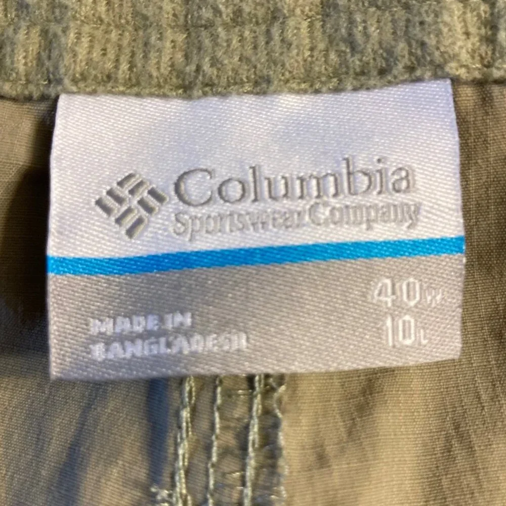 Columbia Cargo Golf Shorts Khaki Excellent Condition Comfortable Men's Size 40